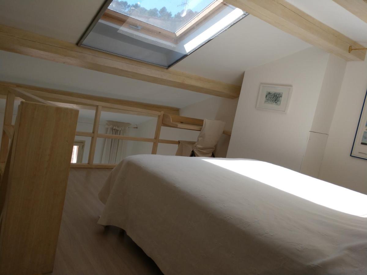 La Forge Villa Signes Eksteriør billede